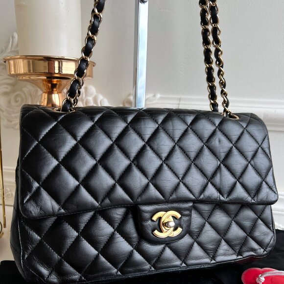 Authentic Chanel Double Flap Classic Medium Lambskin Black Shoulder Bag B0820 - Picture 6 of 16